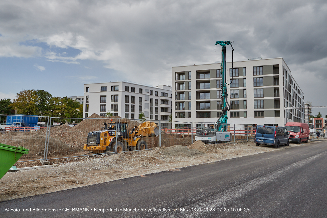 25.07.2023 - Rundgang im Alexisquartier in Neuperlach